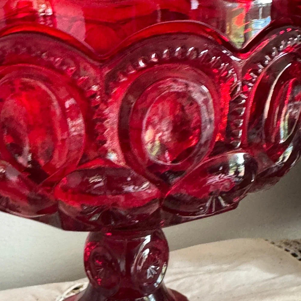 L.E. Smith Moon and Star Ruby Red Glass Candy Dish Pedestal Compote with Lid MCM